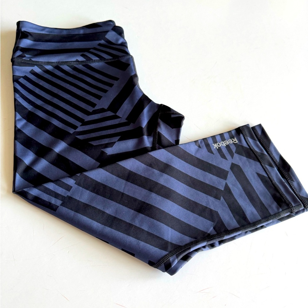 Reebok  Leggings, M, Blue/Black, Capri Length Pocket in waistband, NWOT